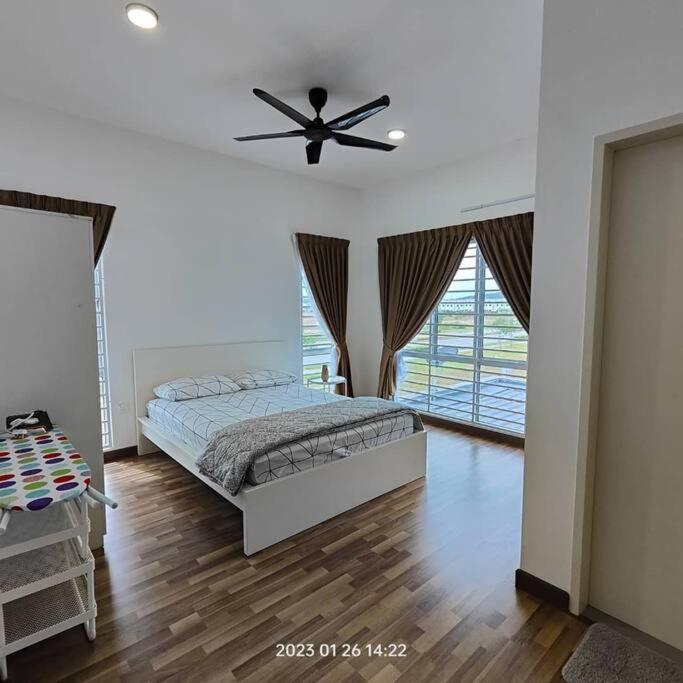 Prima Guest House - Puncak Alam Homestay Mus-Lim Friendly Bandar Puncak Alam Exteriér fotografie